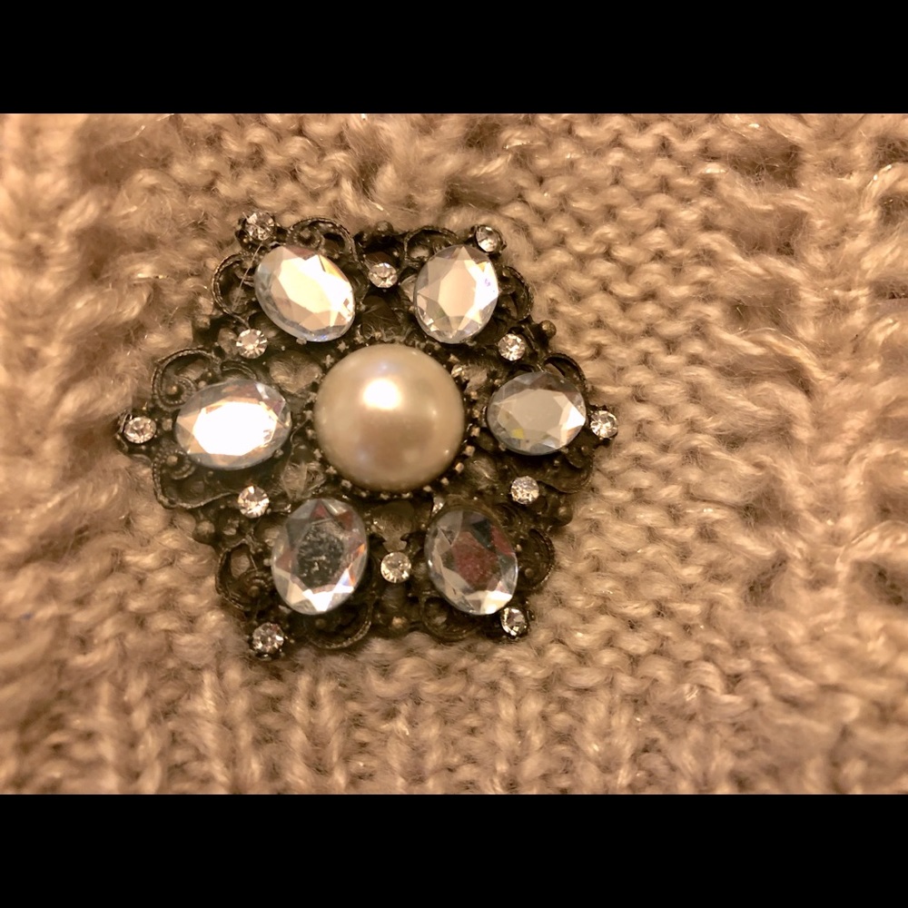 Knit Beret and Beanie - Picture 2 of 2